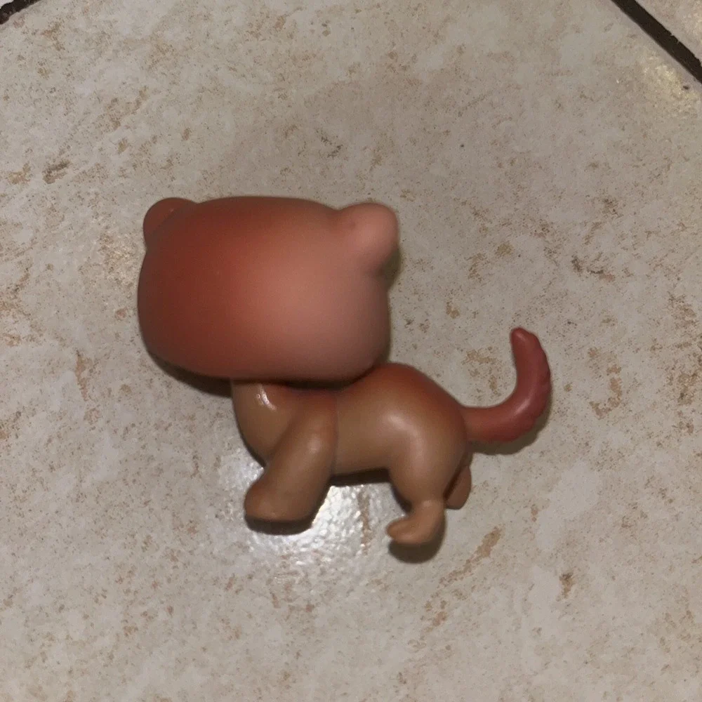 Littlest Pet Shop LPS 334 Red Ferret‎ Weasel Blue Eyes Cozy Care Center
